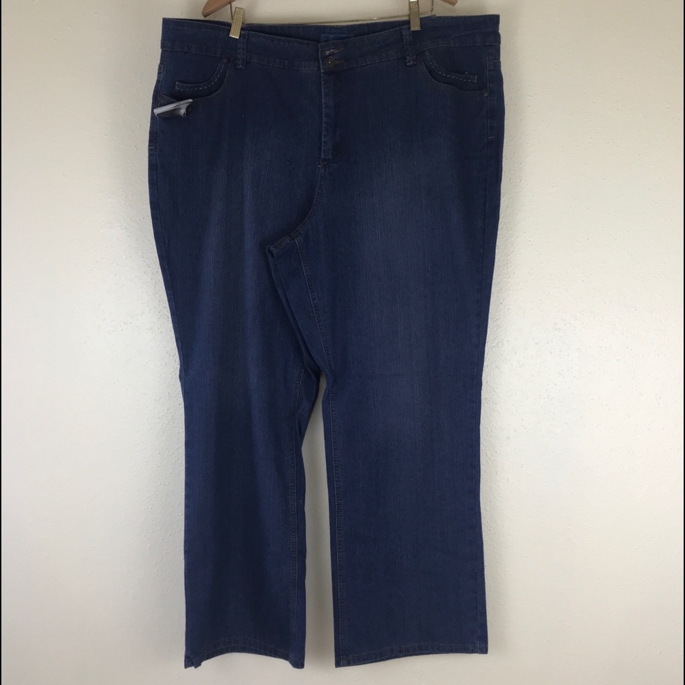 Jeanerosity jeans 24 W X 31 Straight legs Stretch